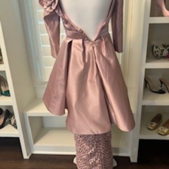 Blush Pink Satin & Lace Formal Gown or Mother-Of-The-Bride Dress. - Picture 7 of 8